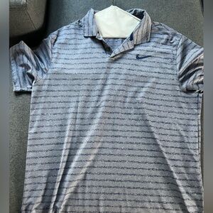 Nike drink fir large polo